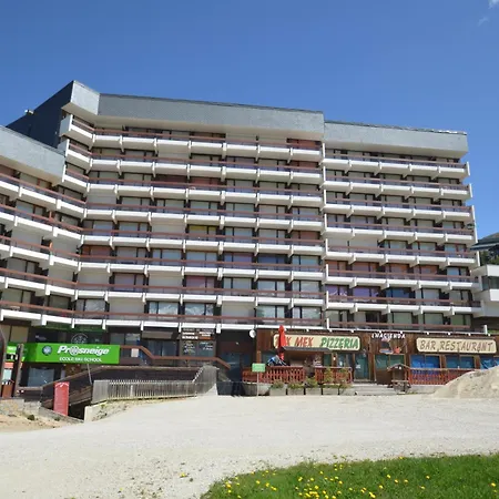 Apartment Cosy Pour 2 Pers, Centre Des Menuires, Au Pied Des Pistes - Fr-1-452-273 Saint-Martin-de-Belleville
